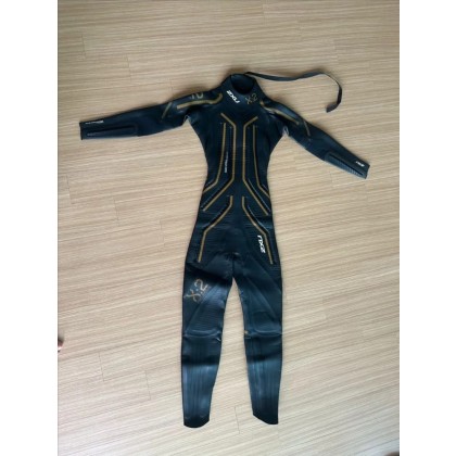 2XU 철인슈트 (전용가방포함) 여자xs