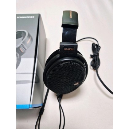 젠하이저 HD660s2 헤드폰(판완) + zisin-327 이어폰 S급 팝니다.
