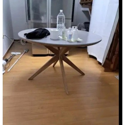 스페인 케이브홈 원형 스톤 식탁