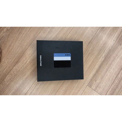 폴더블 스마트폰 512GB