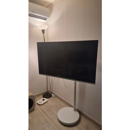 더함 43인치 QLED 화이트 스탠드 TV