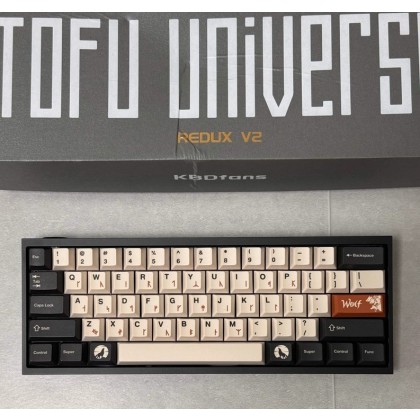 베놈60 RGB Tofu60 Redux V2 UFO 스위치 키보드 팝니다.